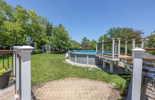 1223 Foxpointe Dr, Sycamore IL  60178-3219 exterior