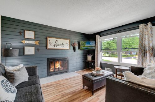 15391 Drexel Way, Saint Paul MN  55124-6834 exterior