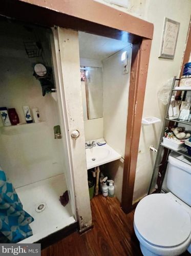 3563 11 St, Philadelphia PA 19140-4303 exterior