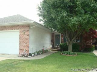 2720 Chase Dr, Springfield, IL 62704-6450