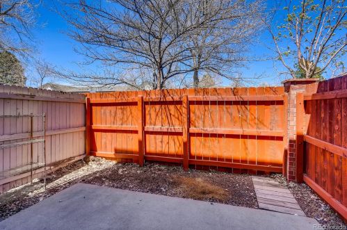 7476 Arkansas Ave, Denver CO  80231-2562 exterior