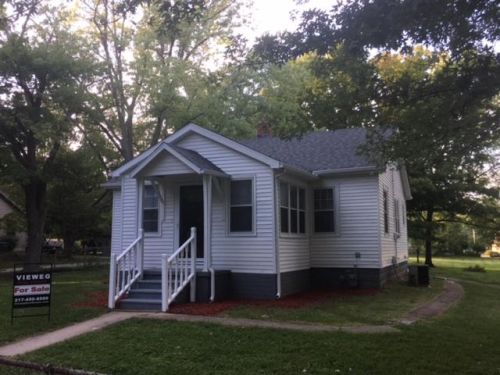 3540 Corman St, Decatur, IL 62521-4331