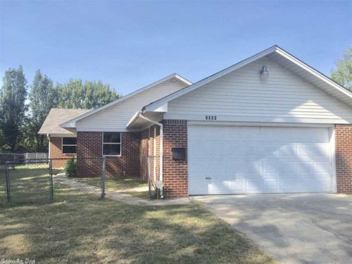 2004 Hairston St, Conway, AR 72034-3229