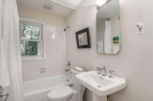 475 Hascall Rd, Atlanta GA  30309-2225 exterior