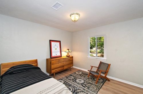 1236 Bradley St, Riverside CA 92506-5408 exterior