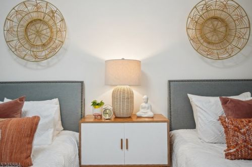 4 Northview Ter, Maplewood NJ  07040-3606 exterior