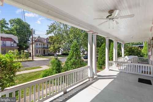 121 Ctr St, Haddonfield NJ 08033-1803 exterior