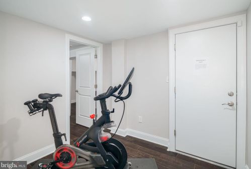 2022 Chancellor St, Philadelphia PA 19103-5605 exterior