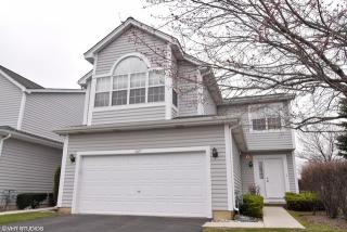 1227 Dunamon Dr, Hanover Park, IL 60103-1951
