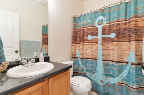 14700 104th Ave, Denver CO  80022-9735 exterior
