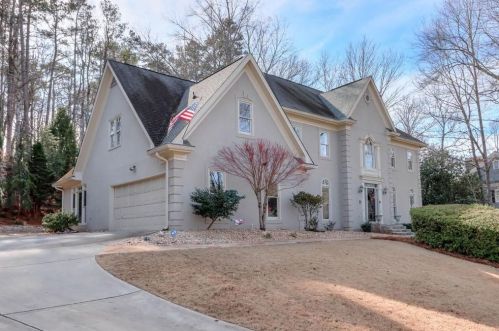 1775 Brandon Hall Dr, Atlanta GA  30350-3706 exterior