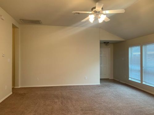 2206 Perkins Crossing Dr, Conroe TX  77304-6810 exterior