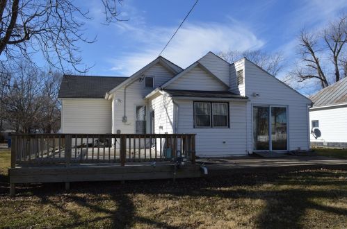 206 5th St, Canton, MO 63435-1302