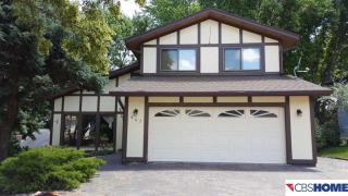 307 Helene Pl, Bellevue, NE 68005-2515