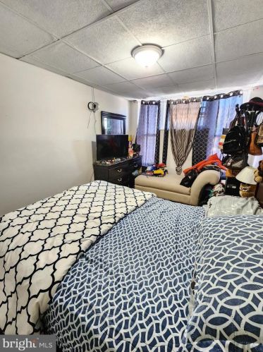 5721 5 St, Philadelphia PA 19120-2307 exterior