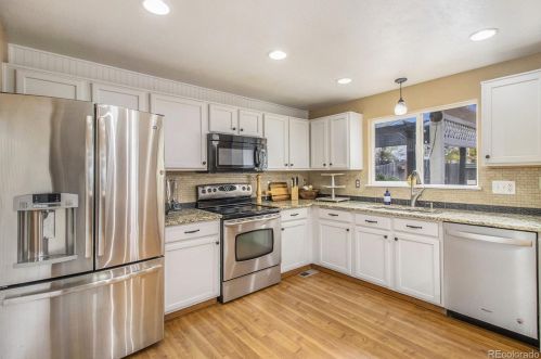 22844 Progress Ave, Denver CO  80015-6553 exterior