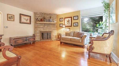 206 Elmhurst Rd, Wheeling, IL 60070-1503