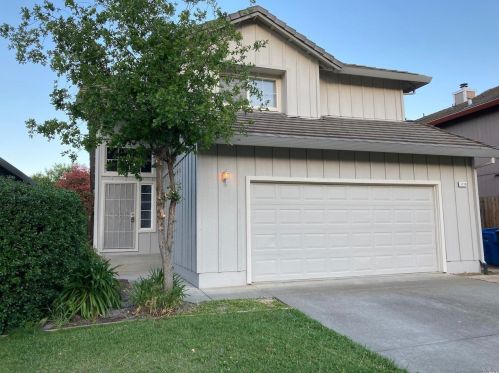 1119 Araquipa Ct, Vacaville, CA 95687-6573