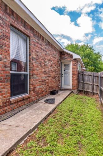 6701 Andress Dr, Fort Worth TX  76132-2999 exterior