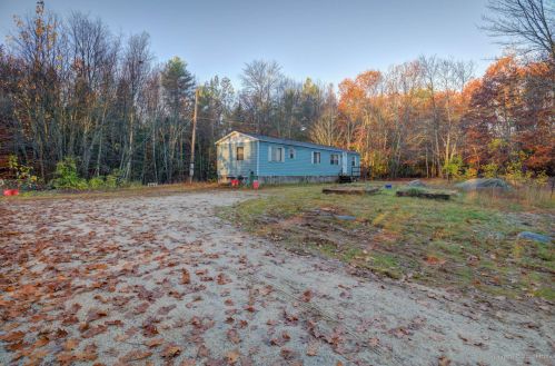 300 Richville Rd, Standish, ME 04084-5503