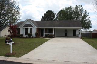 605 Gateway Dr, Bonaire, GA 31005-3322
