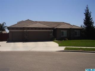 5239 Elkhorn Ct, Visalia, CA 93277-0628