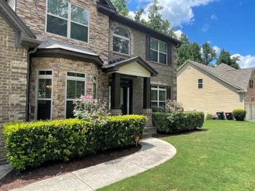 1233 Blairwood Ct, Atlanta GA  30331-7490 exterior