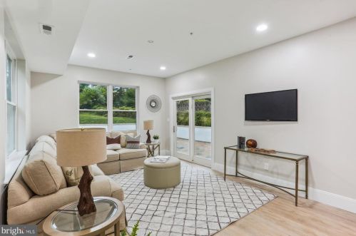 620 Mississippi Ave, Silver Spring MD 20910-5236 exterior