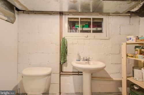 311 Lincoln Ave, Silver Spring MD 20912-5713 exterior