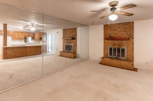 1808 Lake Shore Ct, Fort Worth TX  76103-1512 exterior