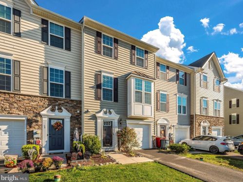 50 Norwood Dr, Falling Waters WV  25419-0060 exterior