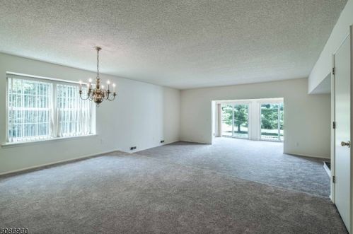 1201 Doolittle Dr, Bridgewater, NJ 08807-7029