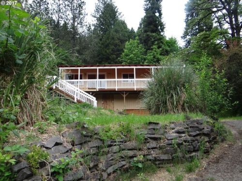 48389 2 St, Oakridge OR  97463-9465 exterior