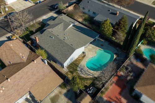 224 Dove Ct, Modesto, CA 95350-3208