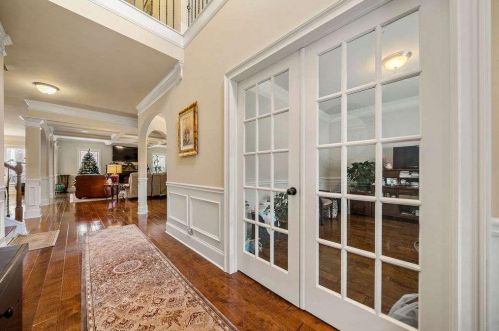 1243 Blairwood Ct, Atlanta, GA 30331-7490