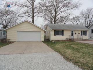 2317 46 St, Moline IL  61265-5030 exterior