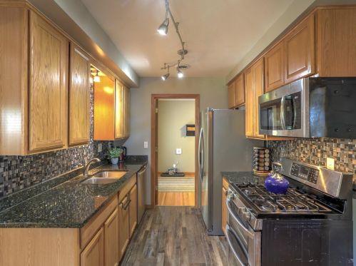 4940 Cedar Ave, Minneapolis MN  55417-1237 exterior