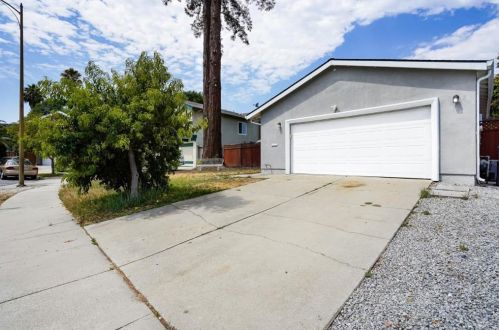 6109 Snowberry Ct, San Jose, CA 95123-5124