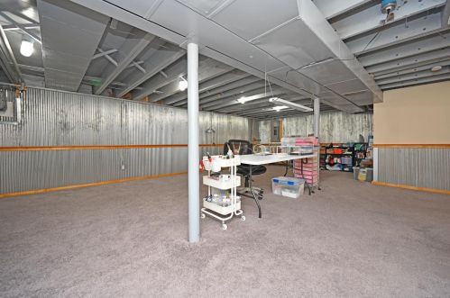 221 Harvest Ln, Cincinnati OH exterior