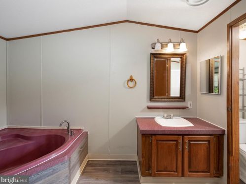 208 Saddleford Ct, Lancaster PA  17603-2188 exterior