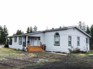 1821 Depot Springs Rd, Spangle, WA 99031-9525