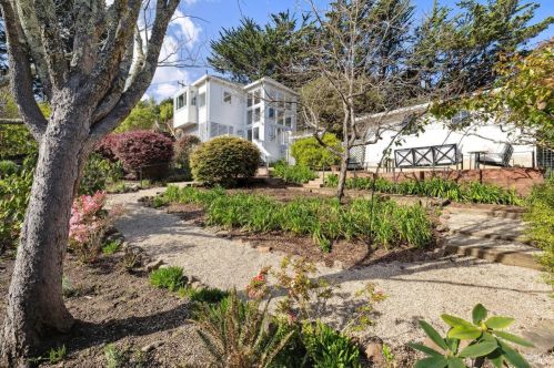 105 Montford Ave, Mill Valley, CA 94941-3334