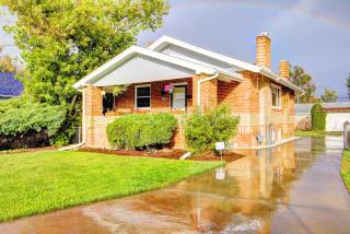 1768 Spruce St, Denver, CO 80220-2010
