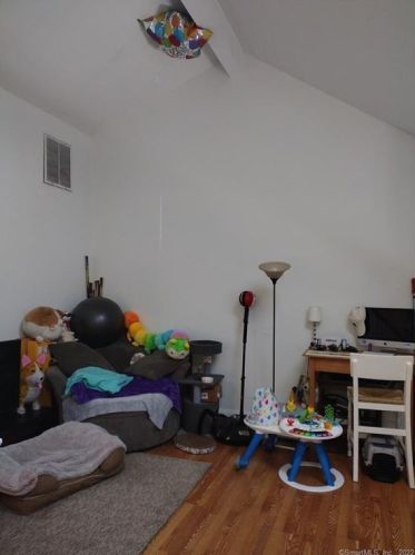 31 High St, Norwalk CT  06851-4745 exterior
