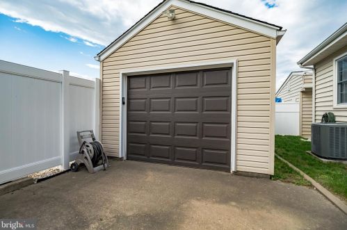 1716 Mcgalliard Ave, Trenton NJ  08610-3241 exterior