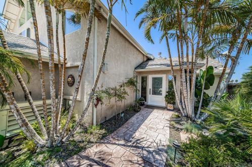 7821 Segovia Way, Carlsbad, CA 92009-8235