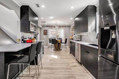 1786 Marietta Rd, Atlanta GA  30318-2717 exterior