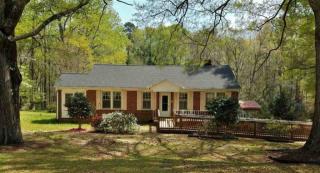 214 Woodland Dr, Belton, SC 29627-1926