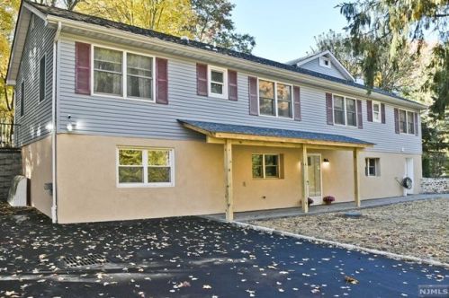 24 Pleasant Hill Rd, Dover NJ  07869-3450 exterior