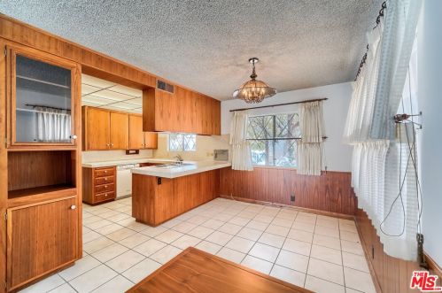 1115 Harvard St, Glendale CA  91205-4626 exterior